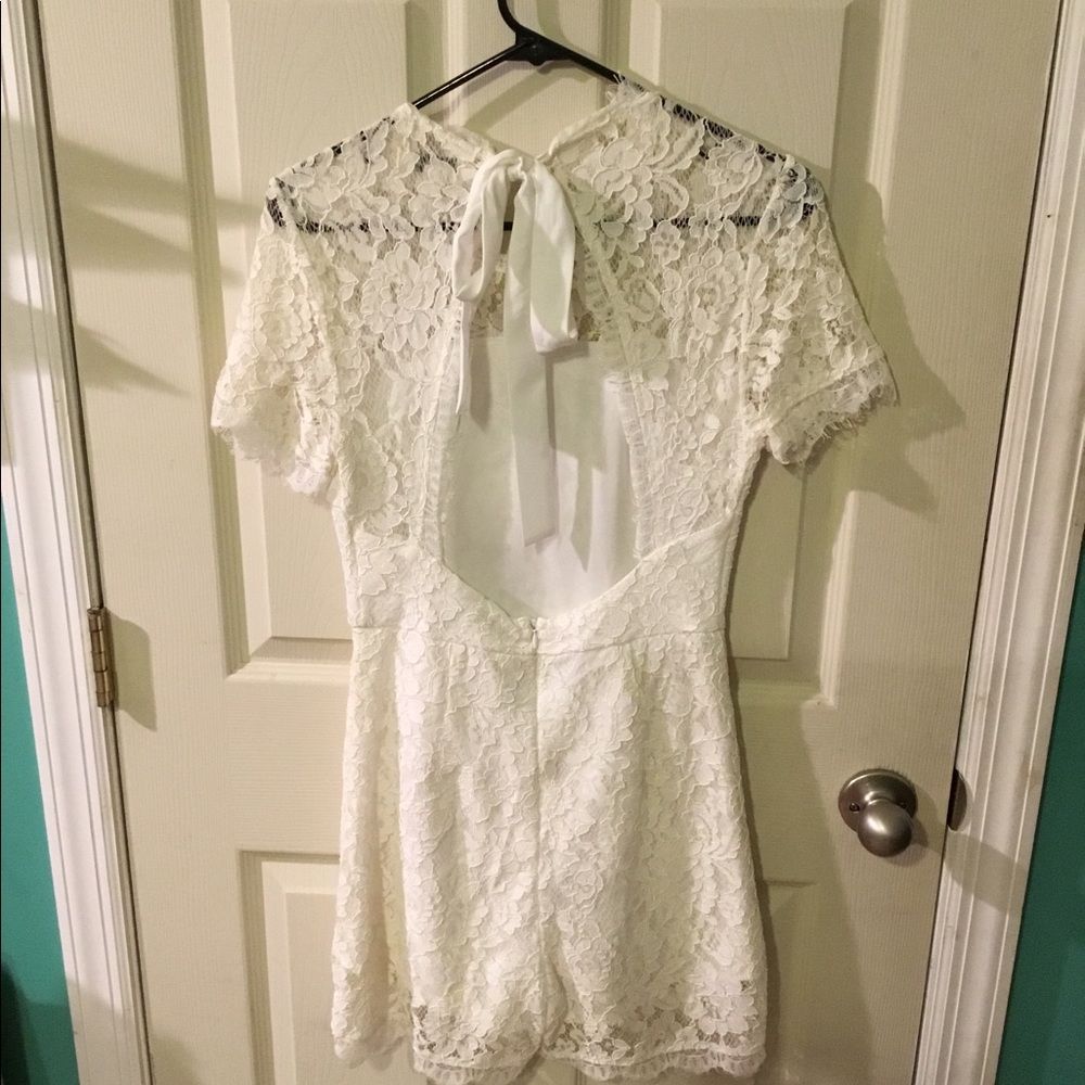 White Lace Romper🤩